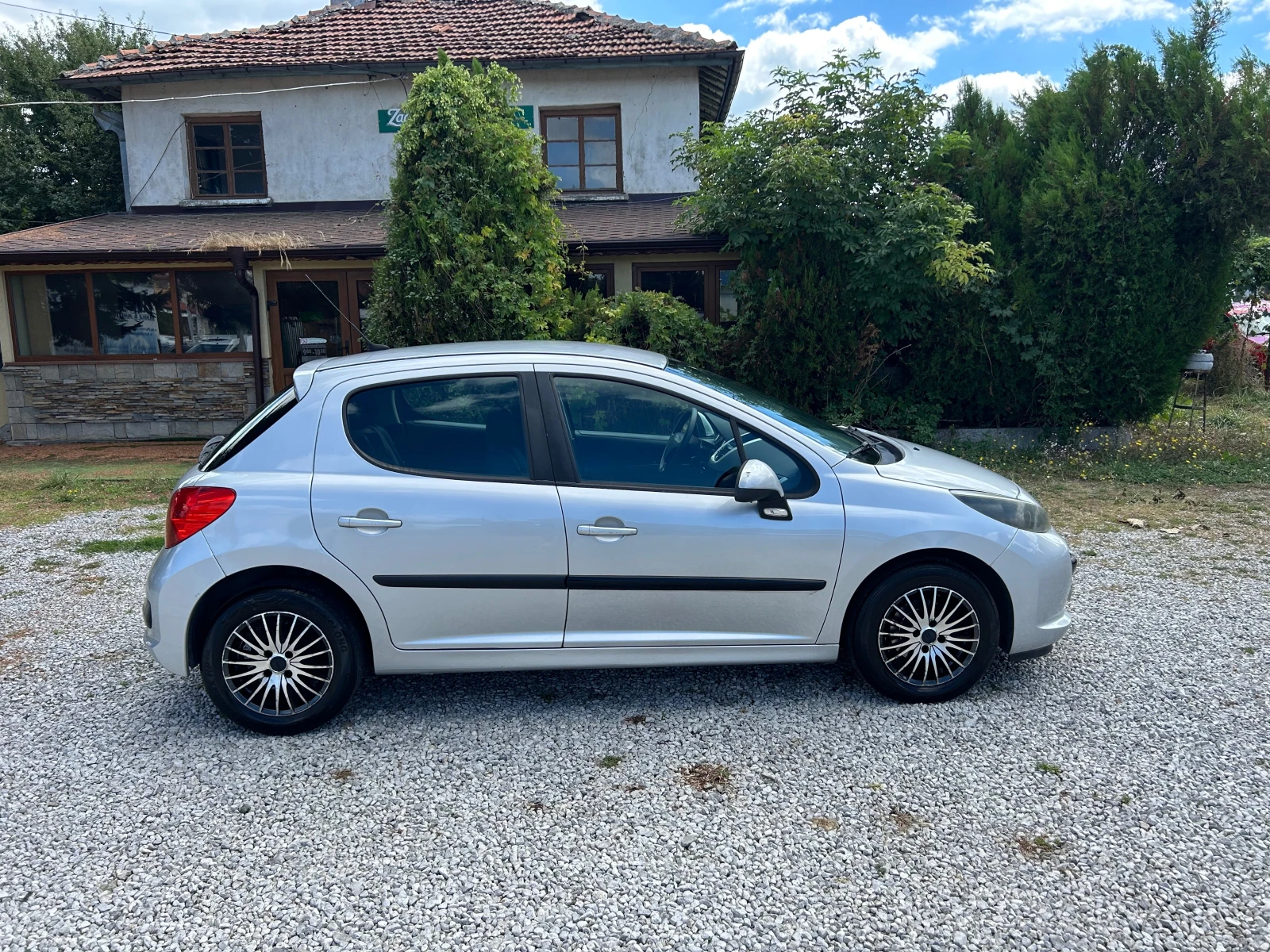 Peugeot 207 1.4I EURO4 - изображение 8