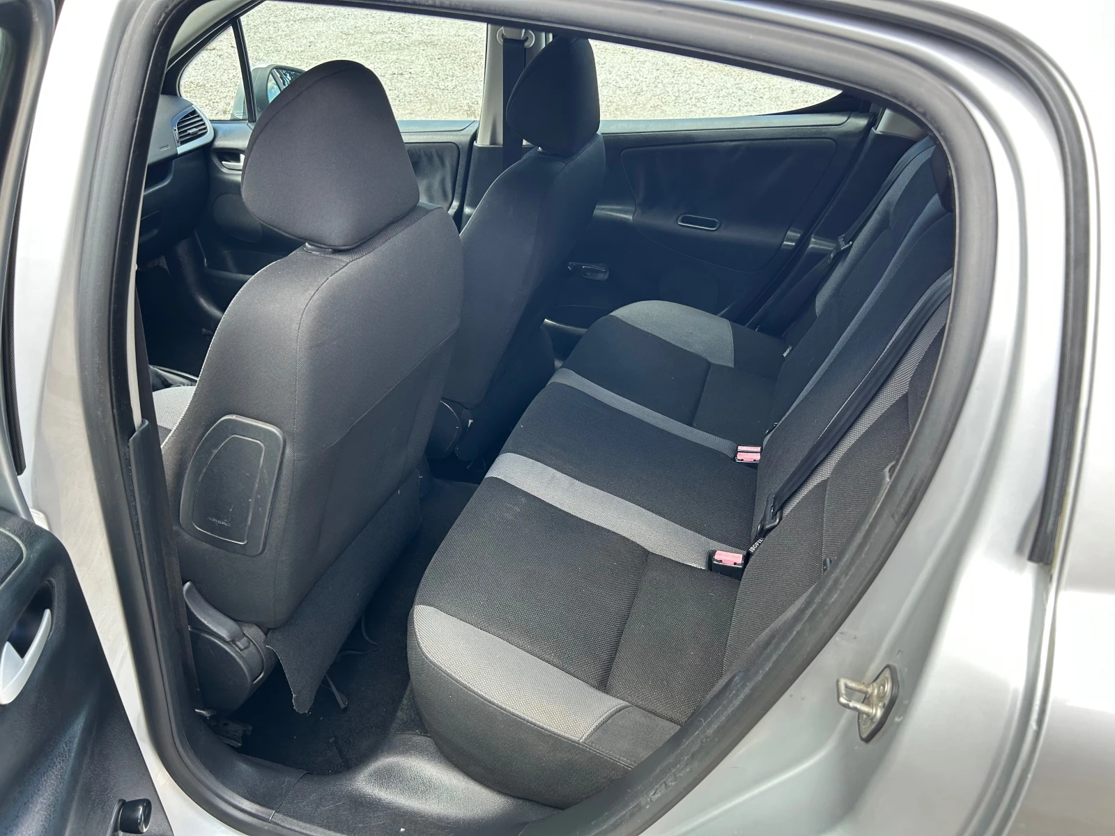 Peugeot 207 1.4I EURO4 | Mobile.bg — изображение 11