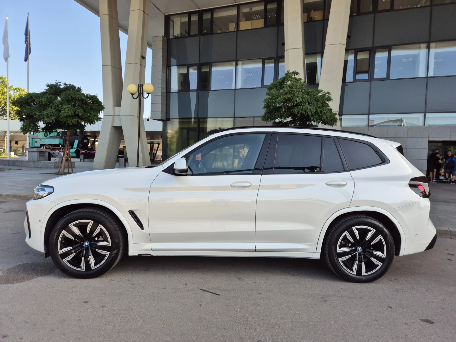 BMW iX3 M Pack 80kW 283к.с Швейцария!!! - изображение 2