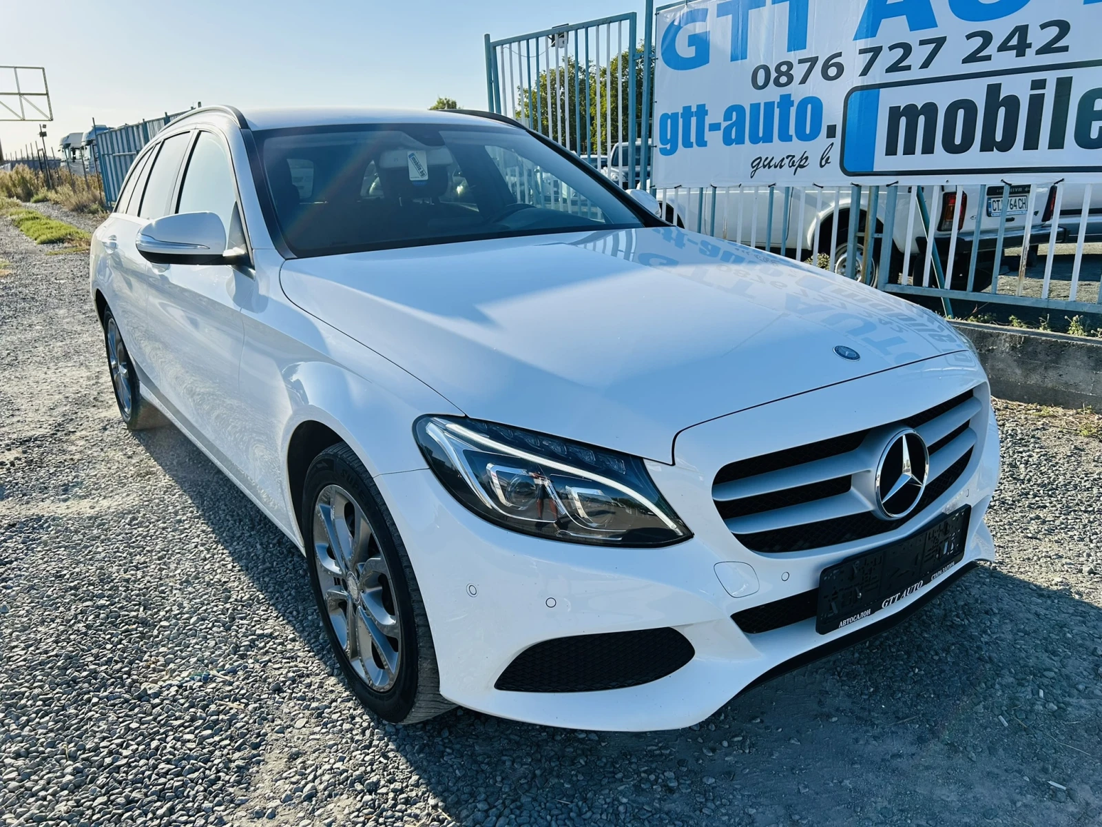 Mercedes-Benz C 220 Bluetec* FULL LED* Bluetec* Distr* Navi* F1 - изображение 7