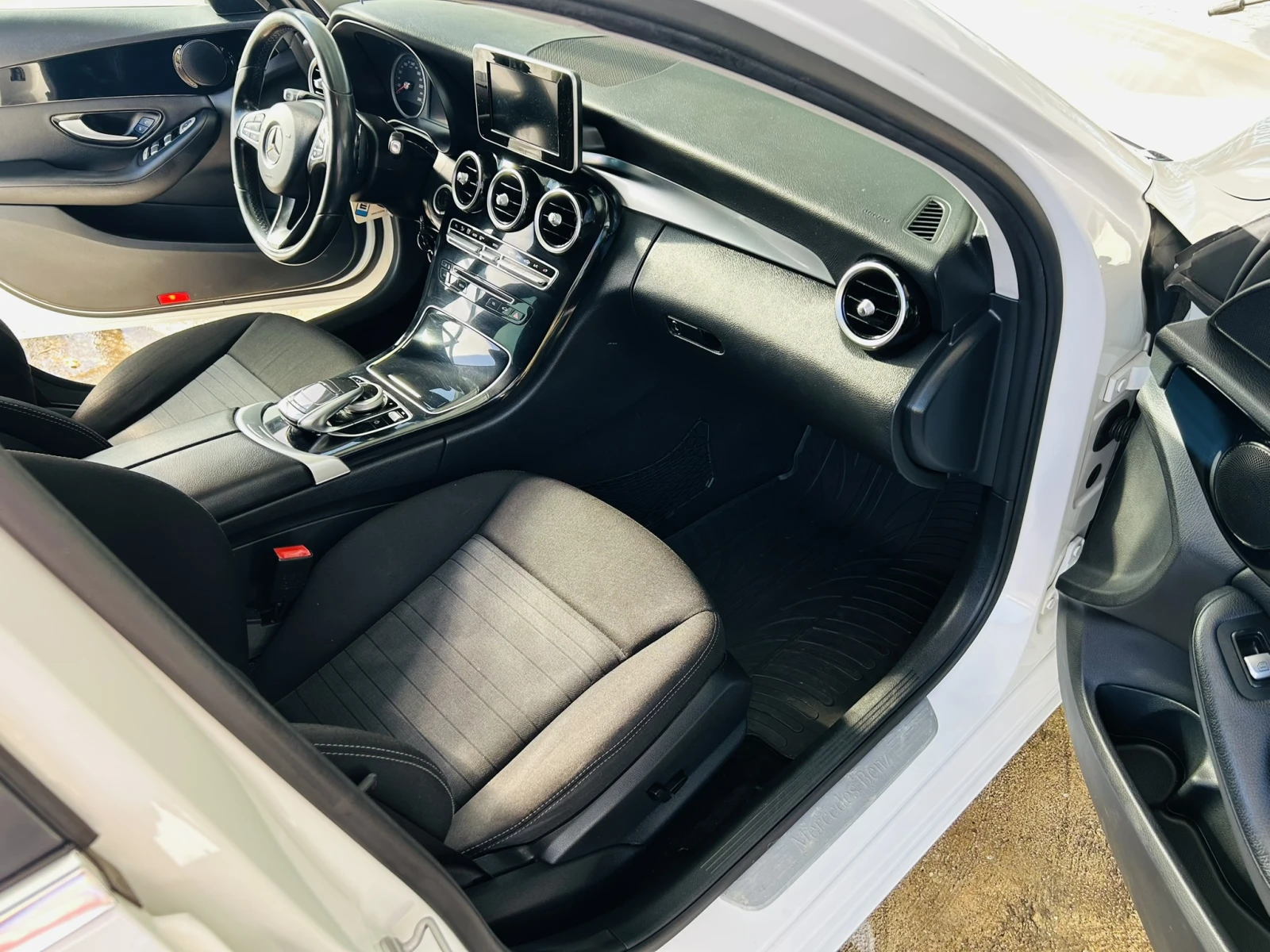 Mercedes-Benz C 220 Bluetec* FULL LED* Bluetec* Distr* Navi* F1 | Mobile.bg   12