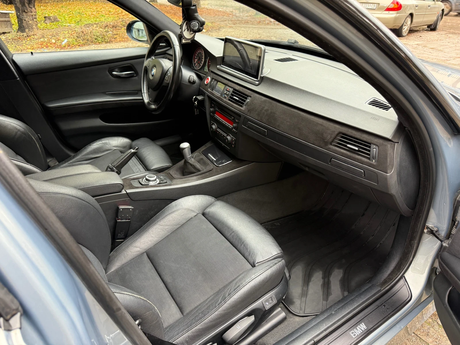 BMW 330 XD 231 M-PACKET | Mobile.bg   13