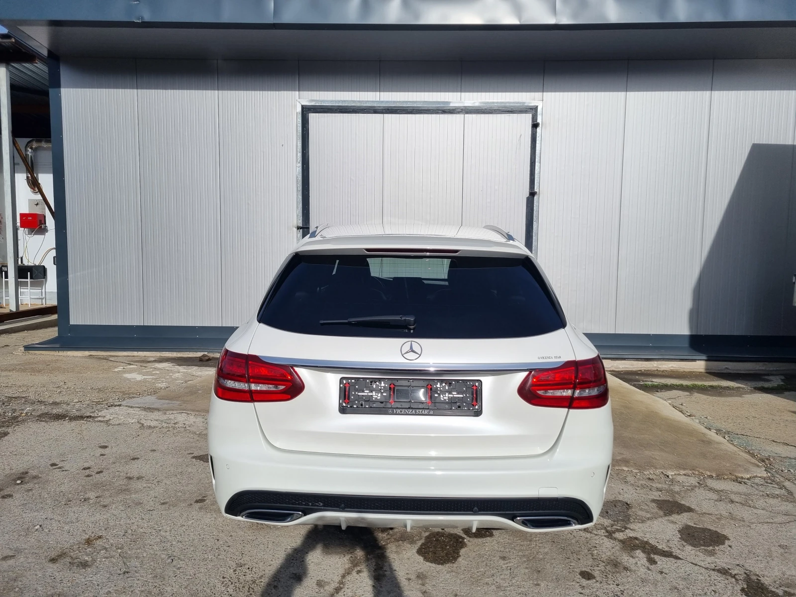 Mercedes-Benz C 250 AMG, AIR-MATIC - изображение 4