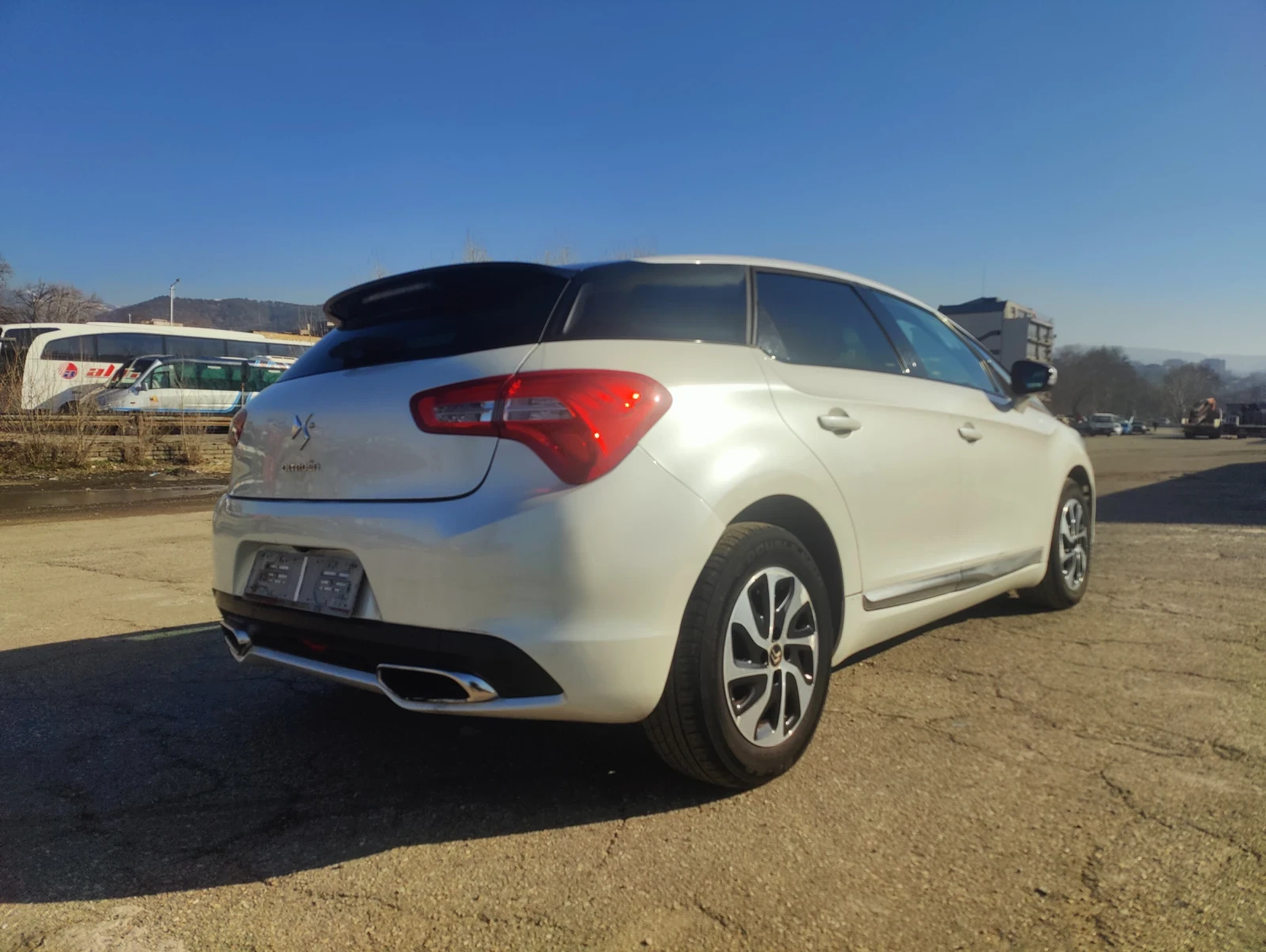 Citroen DS5  - изображение 4