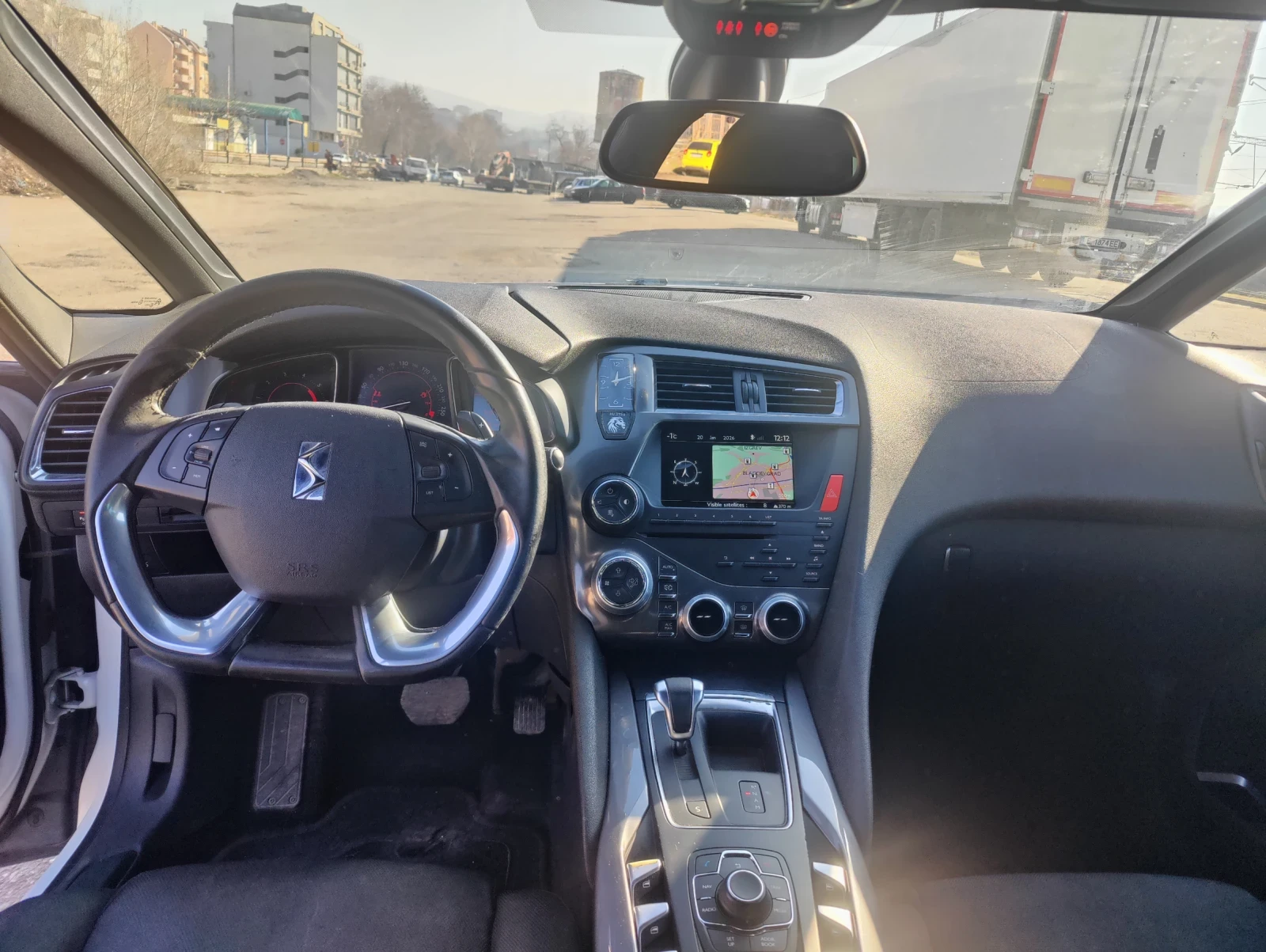 Citroen DS5  - изображение 8