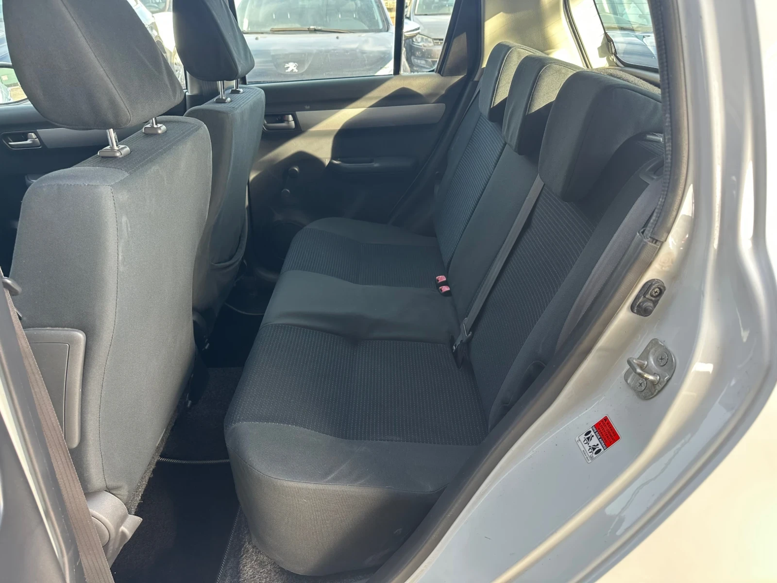 Suzuki Swift 1.3MJT-75к.с-БЯЛА ПЕРЛА, снимка 13 - Автомобили и джипове - 53731990