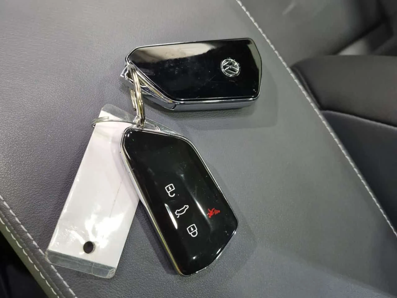 VW ID.4  S| PANORAMA| 2 КЛЮЧА| CARFAX , снимка 17 - Автомобили и джипове - 53948175