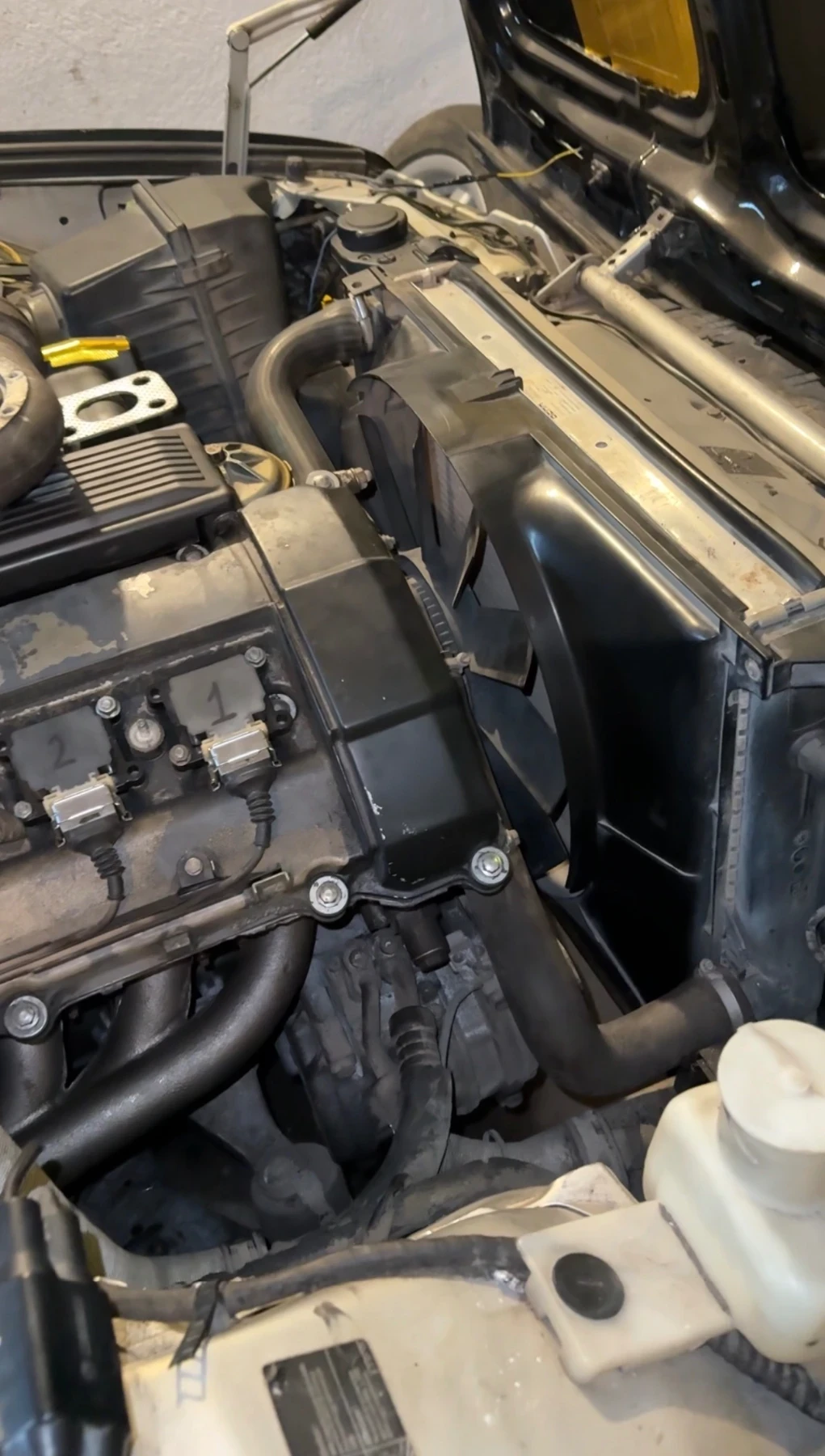 BMW 520 Турбо проект, снимка 16 - Автомобили и джипове - 54257210