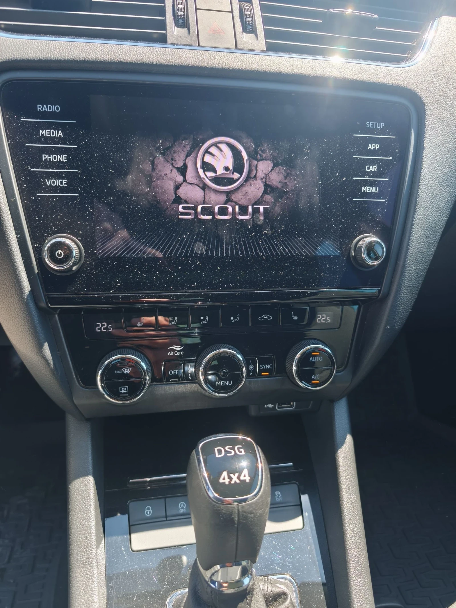 Skoda Octavia SCOUT, 4х4, 7 DSG, снимка 10 - Автомобили и джипове - 54423773