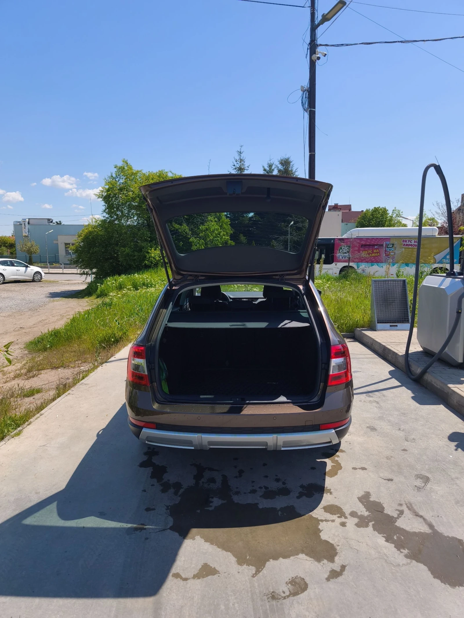 Skoda Octavia SCOUT, 4х4, 7 DSG, снимка 13 - Автомобили и джипове - 54423773