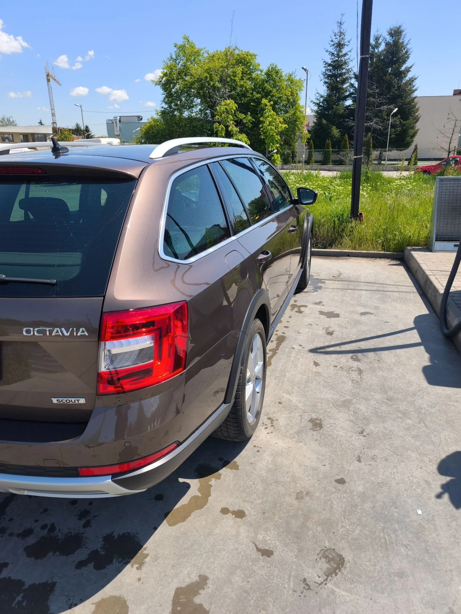 Skoda Octavia SCOUT, 4х4, 7 DSG, снимка 3 - Автомобили и джипове - 54423773