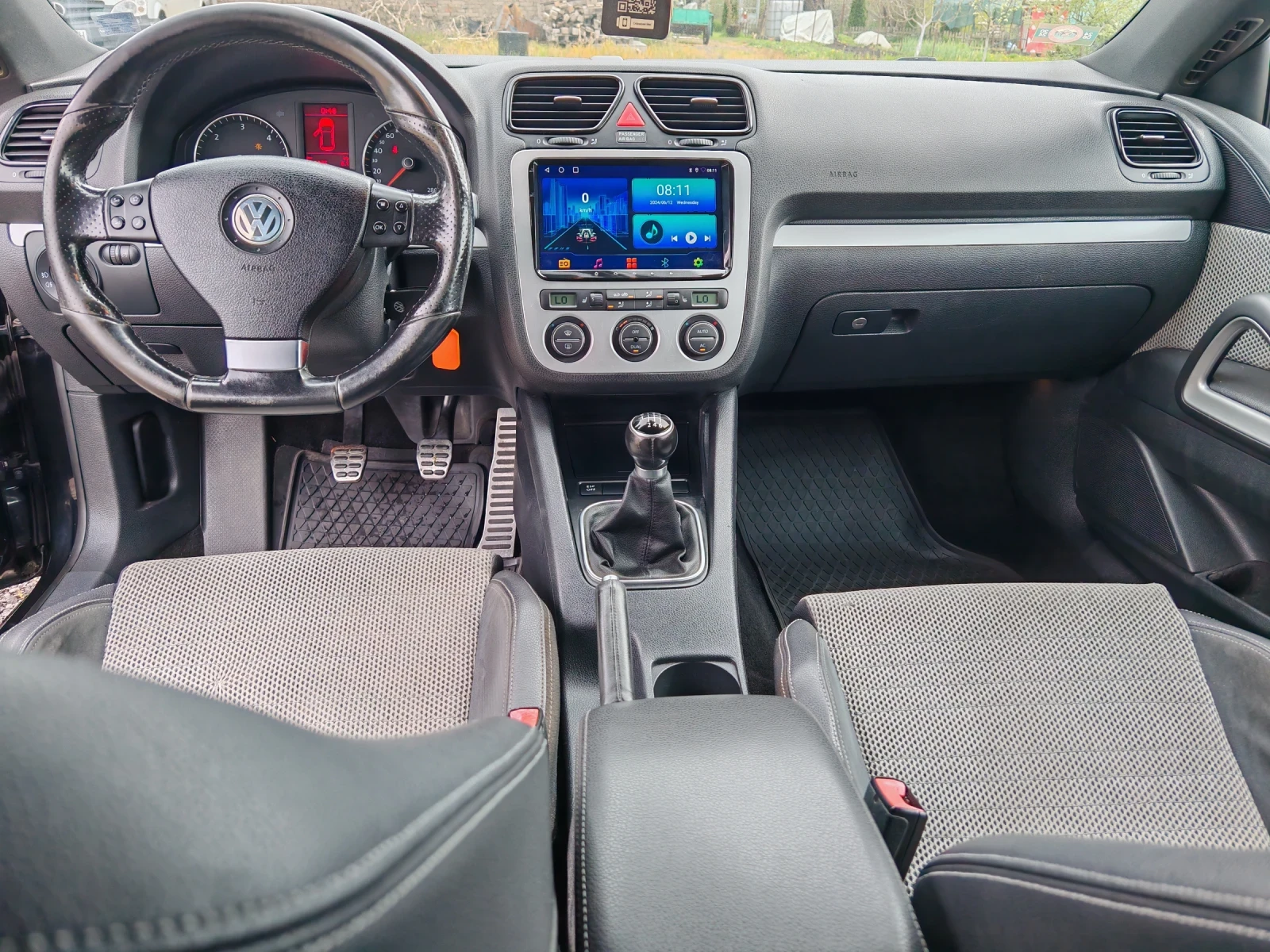 VW Scirocco R LINE, снимка 10 - Автомобили и джипове - 54459651