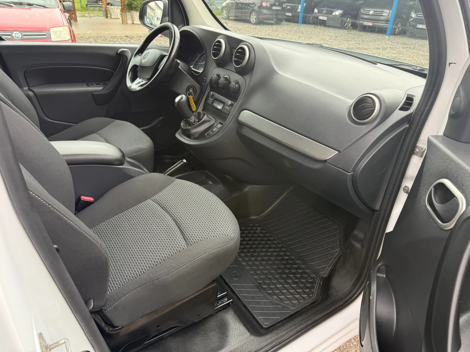 Mercedes-Benz Citan 1.5, снимка 8 - Автомобили и джипове - 54885785