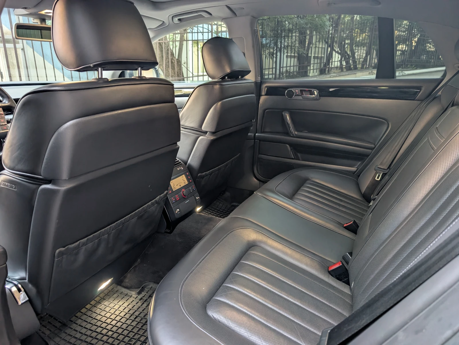 VW Phaeton 3.0 TDI, снимка 10 - Автомобили и джипове - 54903919