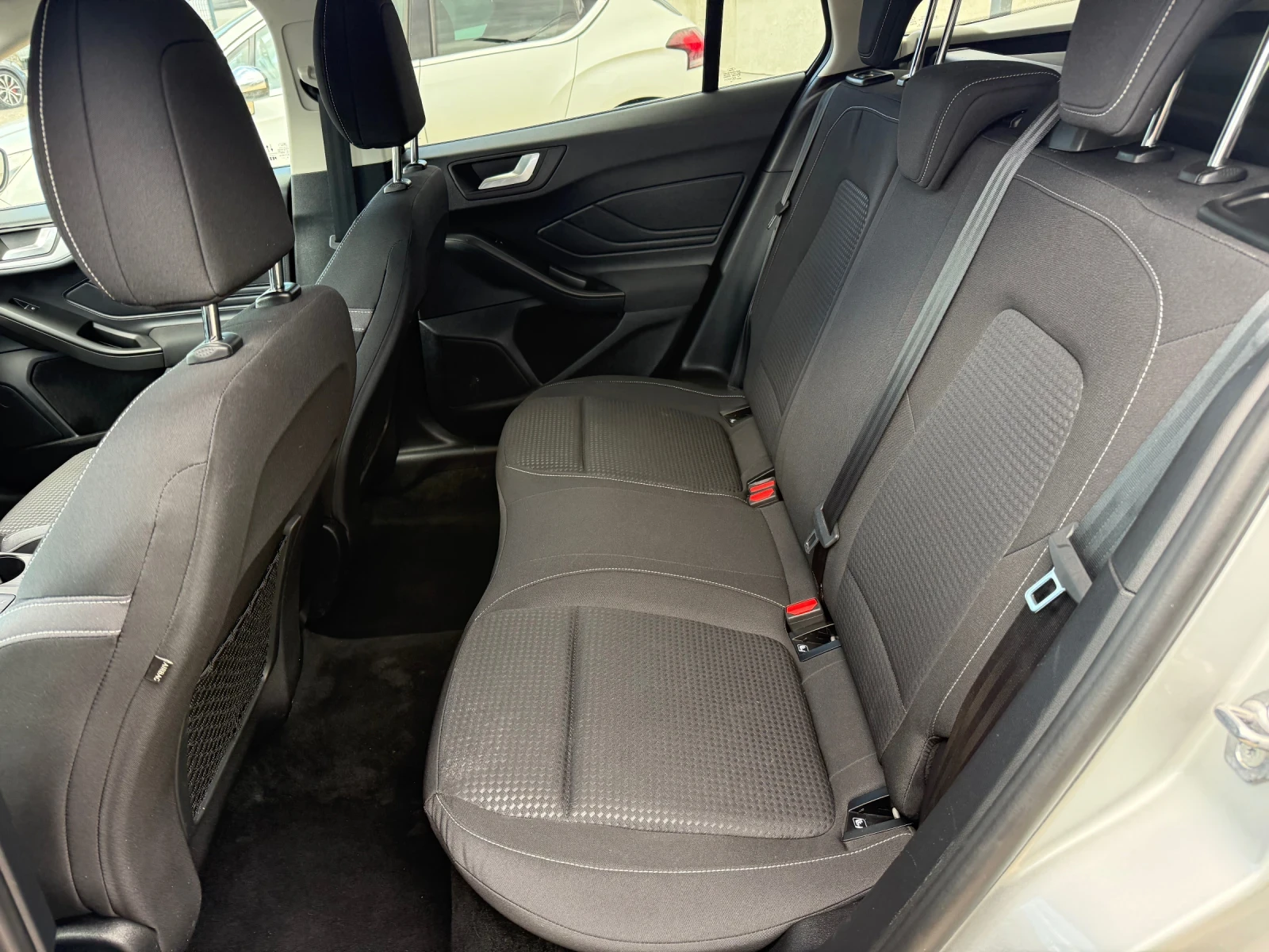 Ford Focus 1.5DIESEL* AUTOMATIC* EURO6* 120h.p* , снимка 11 - Автомобили и джипове - 54932857