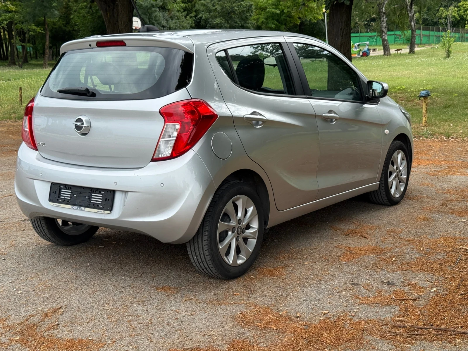 Opel Karl 1.0-75kc-Avtomat , снимка 6 - Автомобили и джипове - 55192429