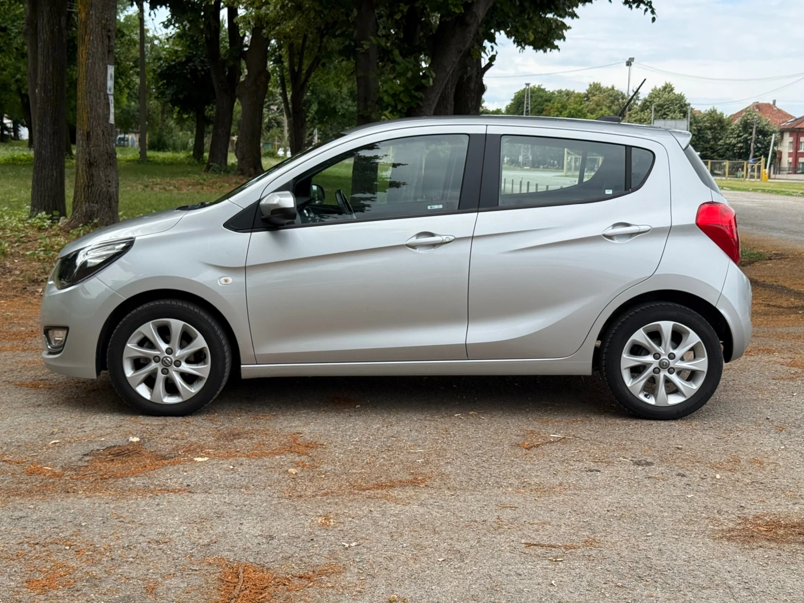Opel Karl 1.0-75kc-Avtomat , снимка 8 - Автомобили и джипове - 55192429
