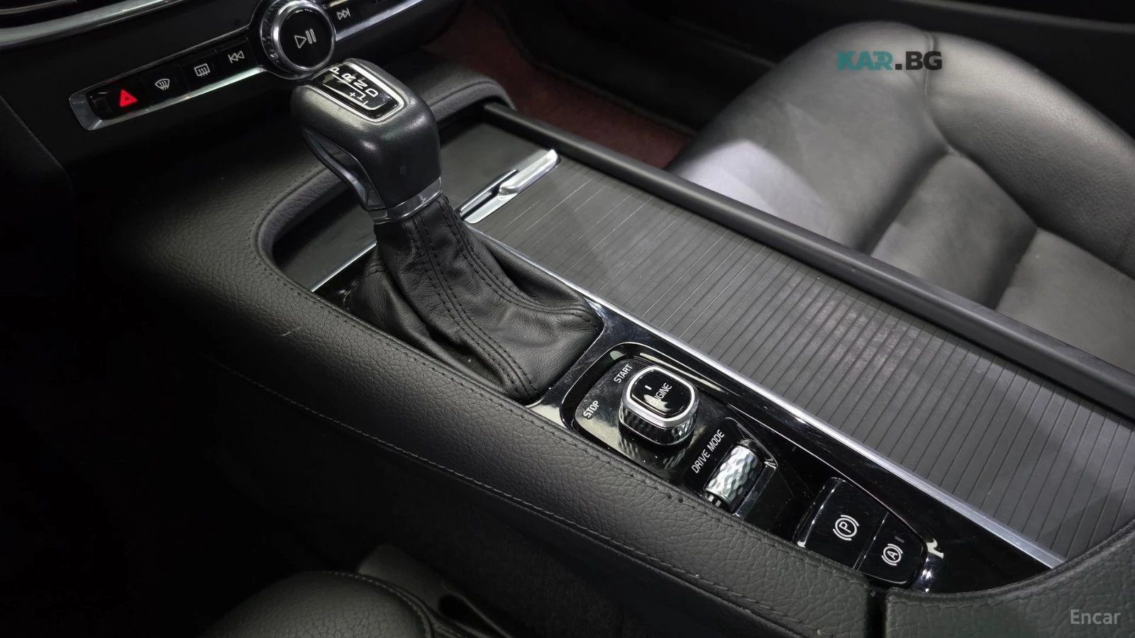 Volvo S90 T5* MOMENTUM* DISTRONIC* HEADUP* КАМЕРА* ПОДГРЕВ* , снимка 11 - Автомобили и джипове - 55233322