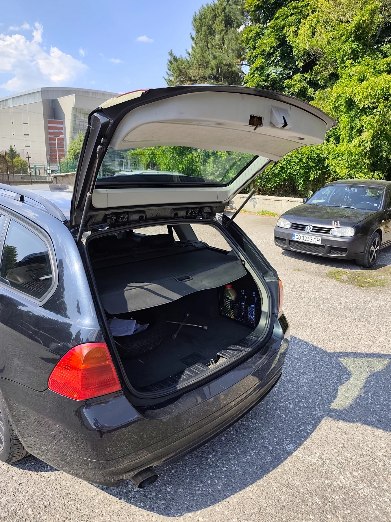 BMW 320, снимка 3 - Автомобили и джипове - 55630509