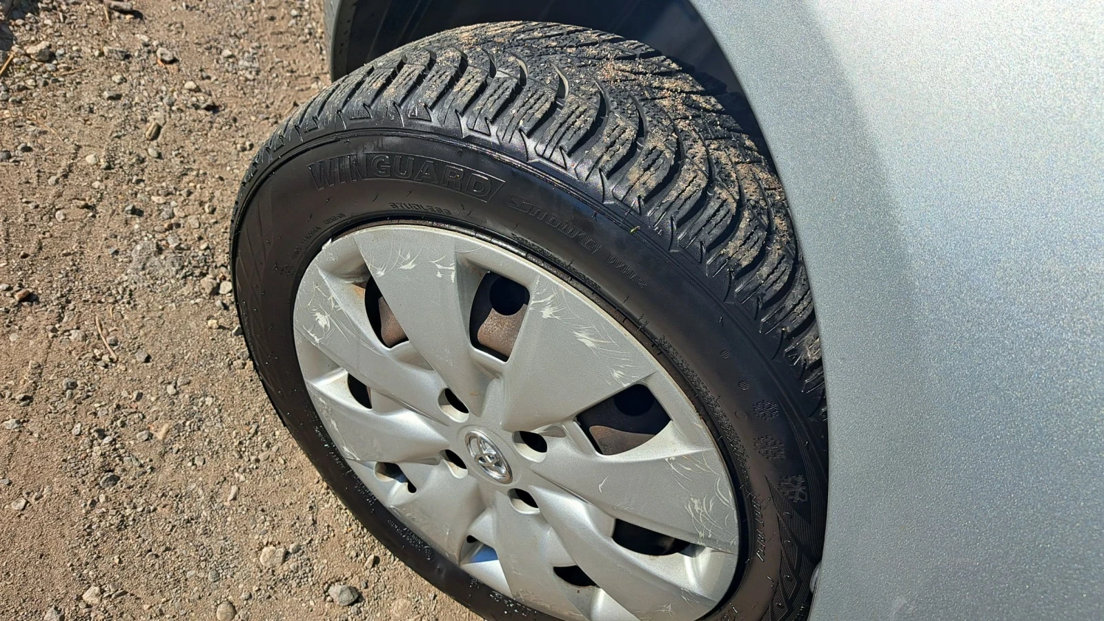Toyota Yaris 1.3VVTI-AUTOMATIC, снимка 14 - Автомобили и джипове - 55936587