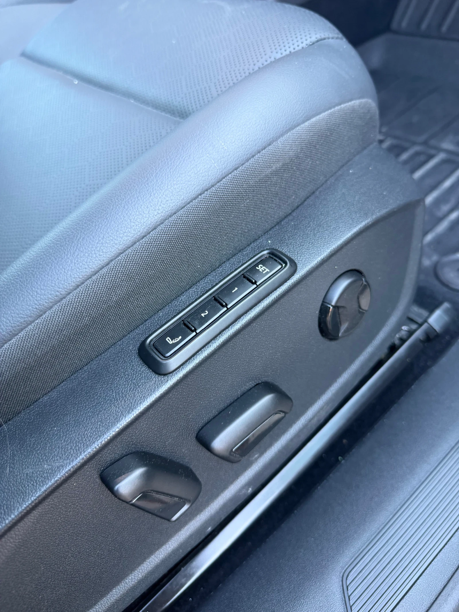 VW ID.4 Pro S AWD, снимка 11 - Автомобили и джипове - 55994569