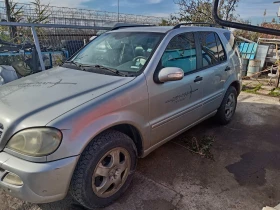 Mercedes-Benz ML 270 2.7, снимка 2
