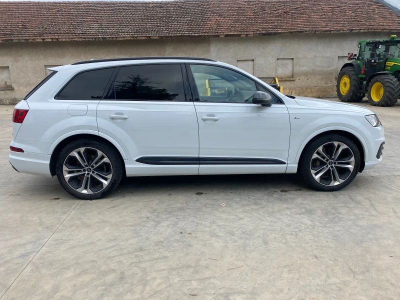 Audi Q7, снимка 4 - Автомобили и джипове - 47307601