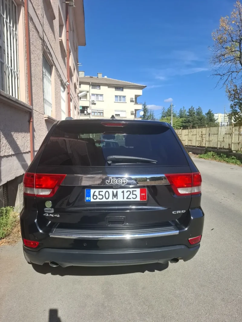 Jeep Grand cherokee Oberland 4x4, снимка 3 - Автомобили и джипове - 47939304