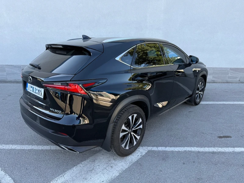Lexus NX 300 2.0T, снимка 4 - Автомобили и джипове - 52598633