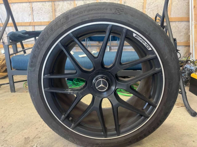 Mercedes-Benz GLE 63 S AMG  CARFAX / 360 /DISTRONIC/ PANO/BURMESTER/ОБДУХВАНЕ, снимка 7 - Автомобили и джипове - 53534800