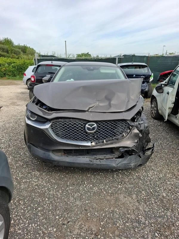 Mazda CX-30 2.0HYBRID 28000KM, снимка 2 - Автомобили и джипове - 47183287