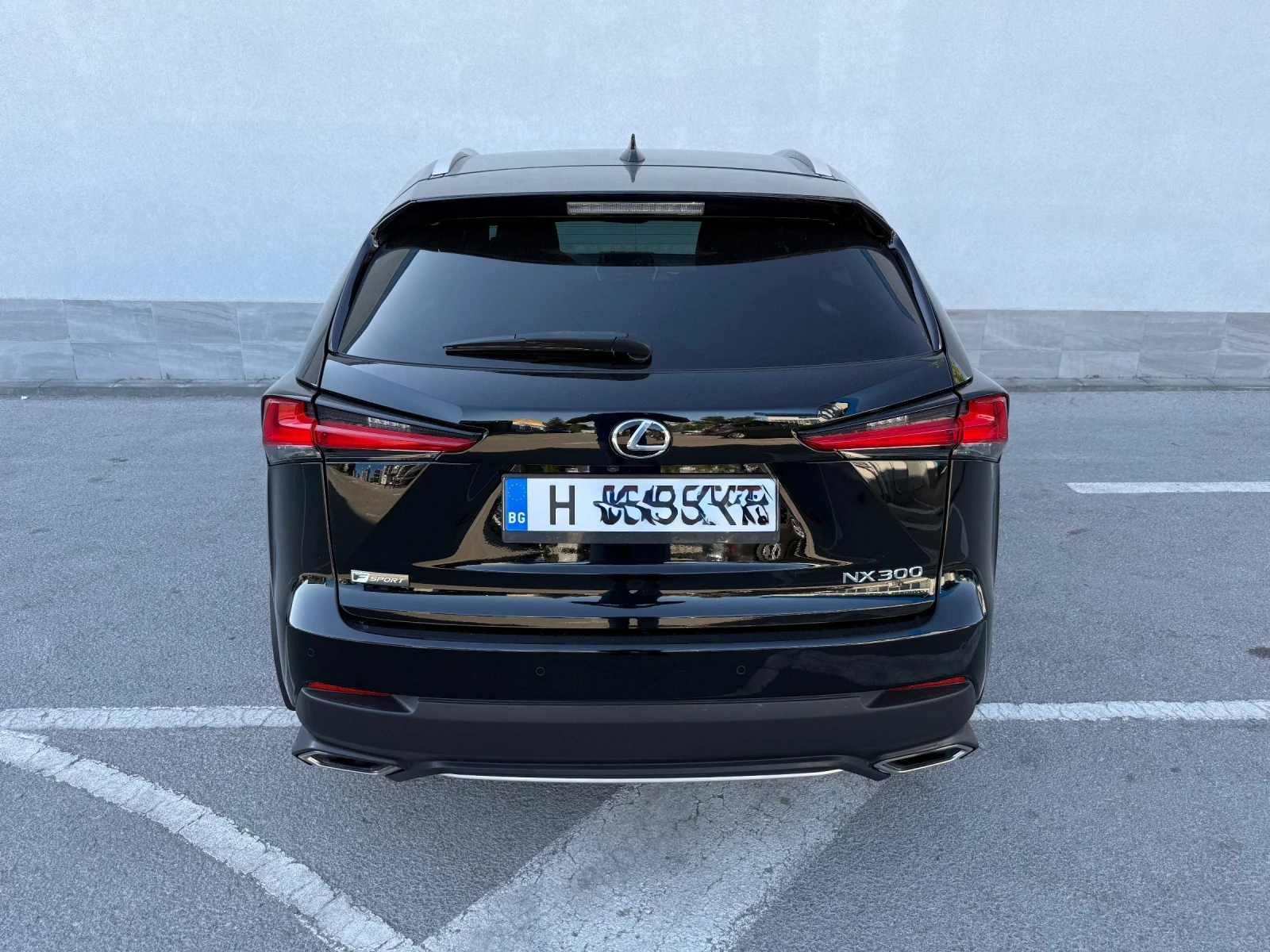 Lexus NX 300 2.0T - изображение 8
