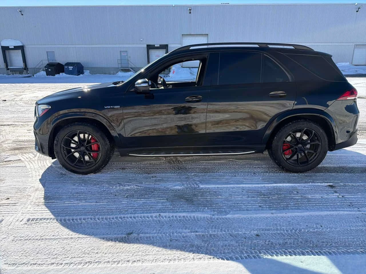 Mercedes-Benz GLE 63 S AMG  CARFAX / 360 /DISTRONIC/ PANO/BURMESTER/ОБДУХВАНЕ - изображение 2