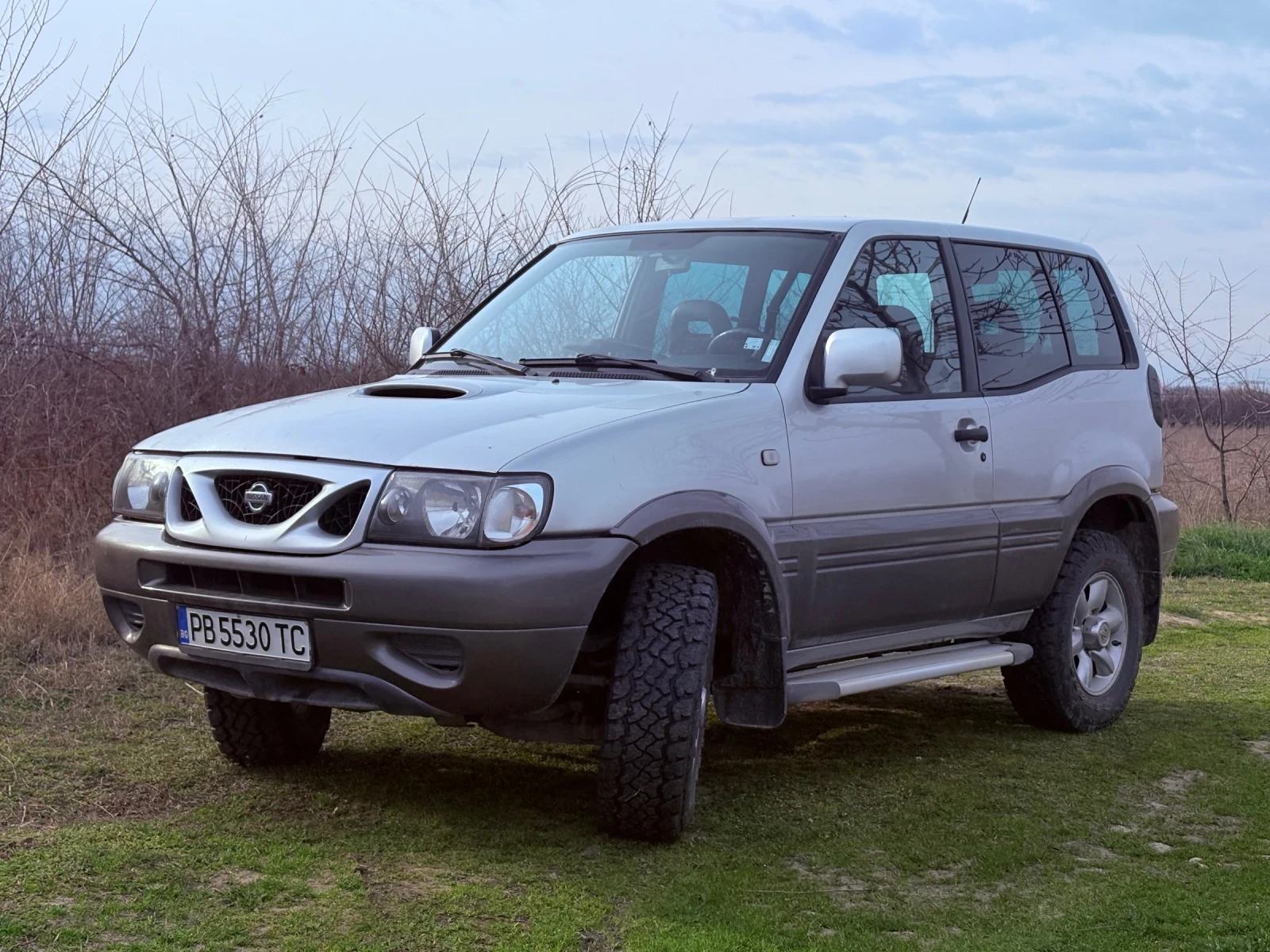 Nissan Terrano, снимка 7 - Автомобили и джипове - 54151426