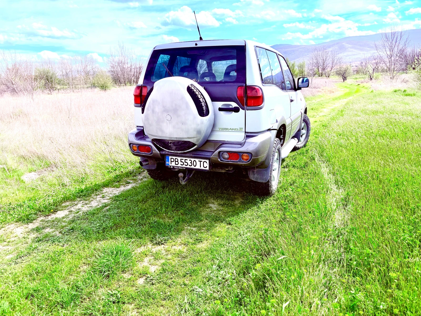 Nissan Terrano, снимка 3 - Автомобили и джипове - 54151426