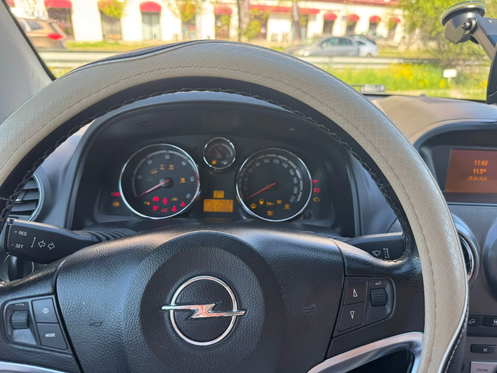 Opel Antara, снимка 8 - Автомобили и джипове - 54313062