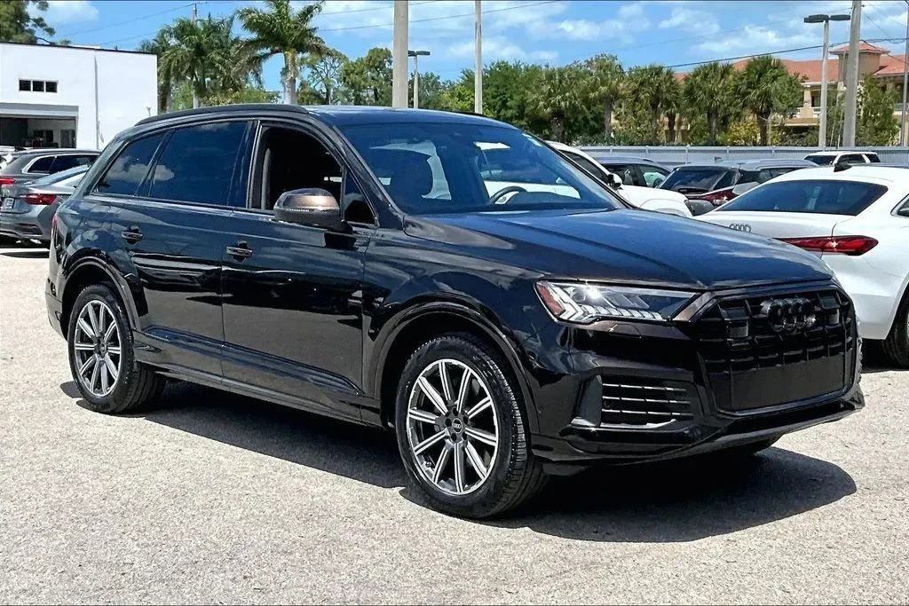 Audi Q7 45 Premium Plus, снимка 2 - Автомобили и джипове - 54402814