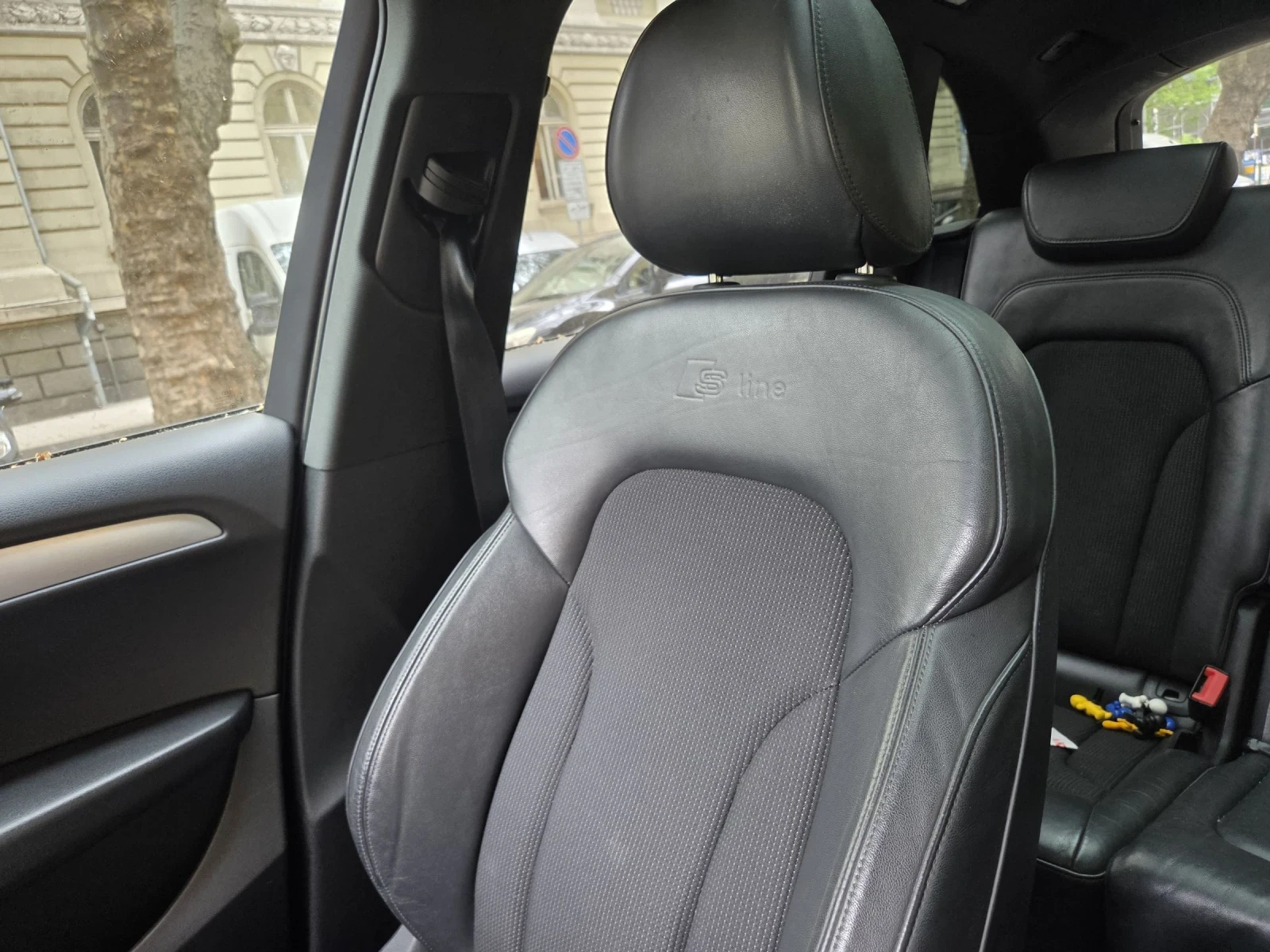 Audi Q5 S-LINE, Панорама, Всички екстри, снимка 6 - Автомобили и джипове - 54528428