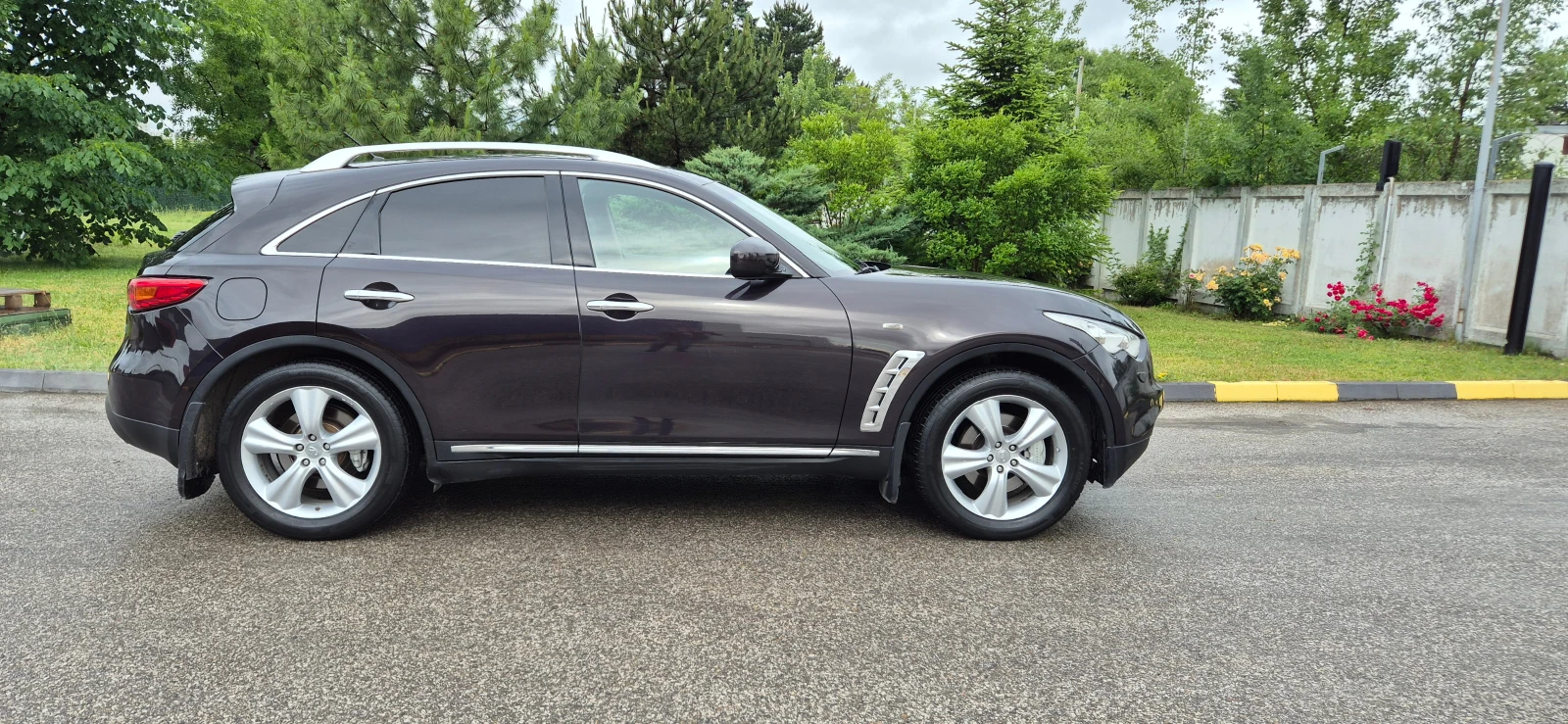 Infiniti Fx 30, снимка 4 - Автомобили и джипове - 54783006