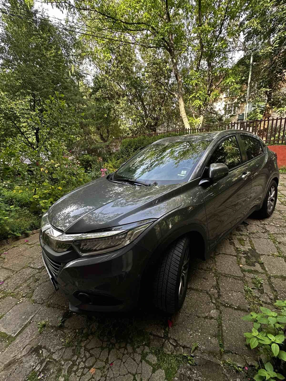 Honda Hr-v 1, 5 AUTOMAT 4* 4, снимка 3 - Автомобили и джипове - 54885458