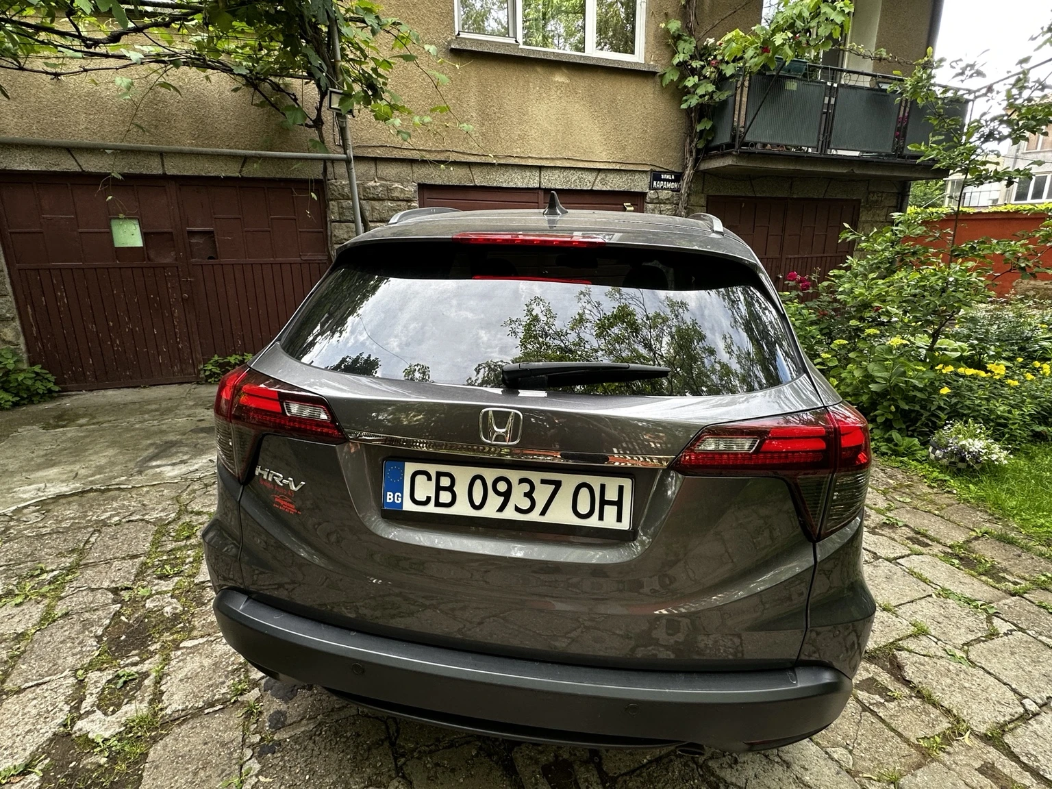 Honda Hr-v 1, 5 AUTOMAT 4* 4, снимка 2 - Автомобили и джипове - 54885458