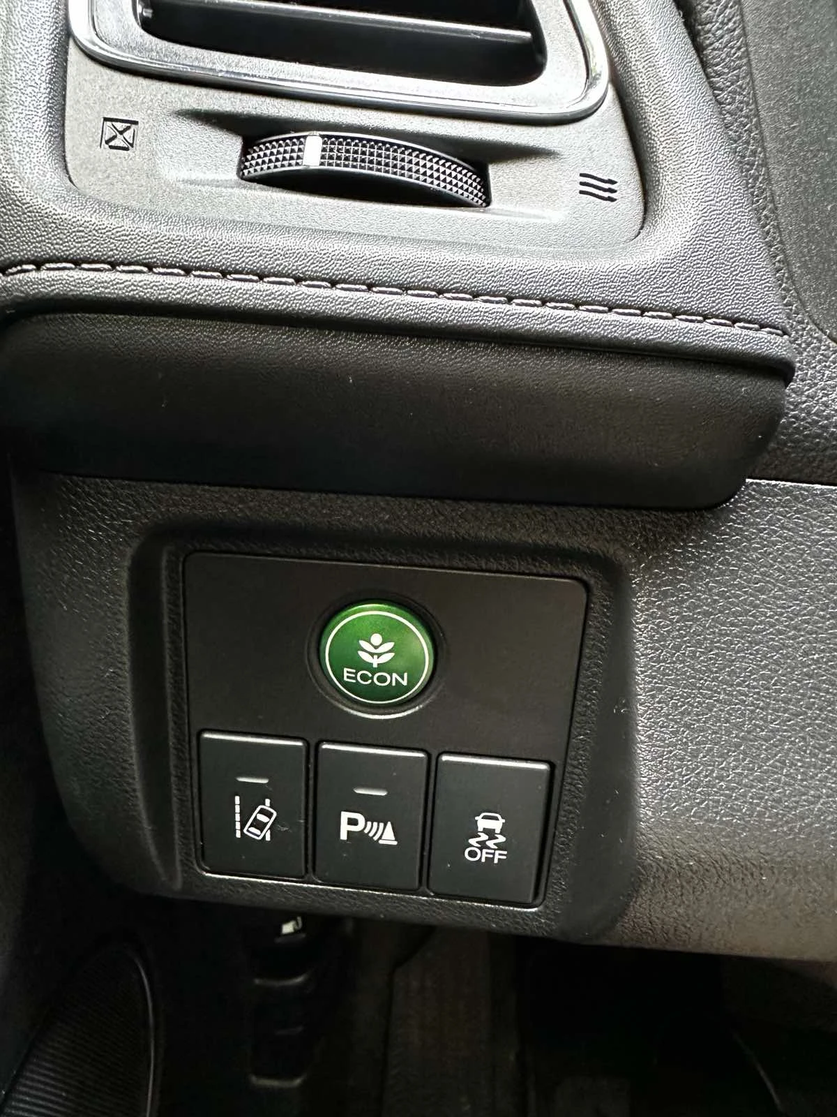 Honda Hr-v 1, 5 AUTOMAT 4* 4, снимка 11 - Автомобили и джипове - 54885458