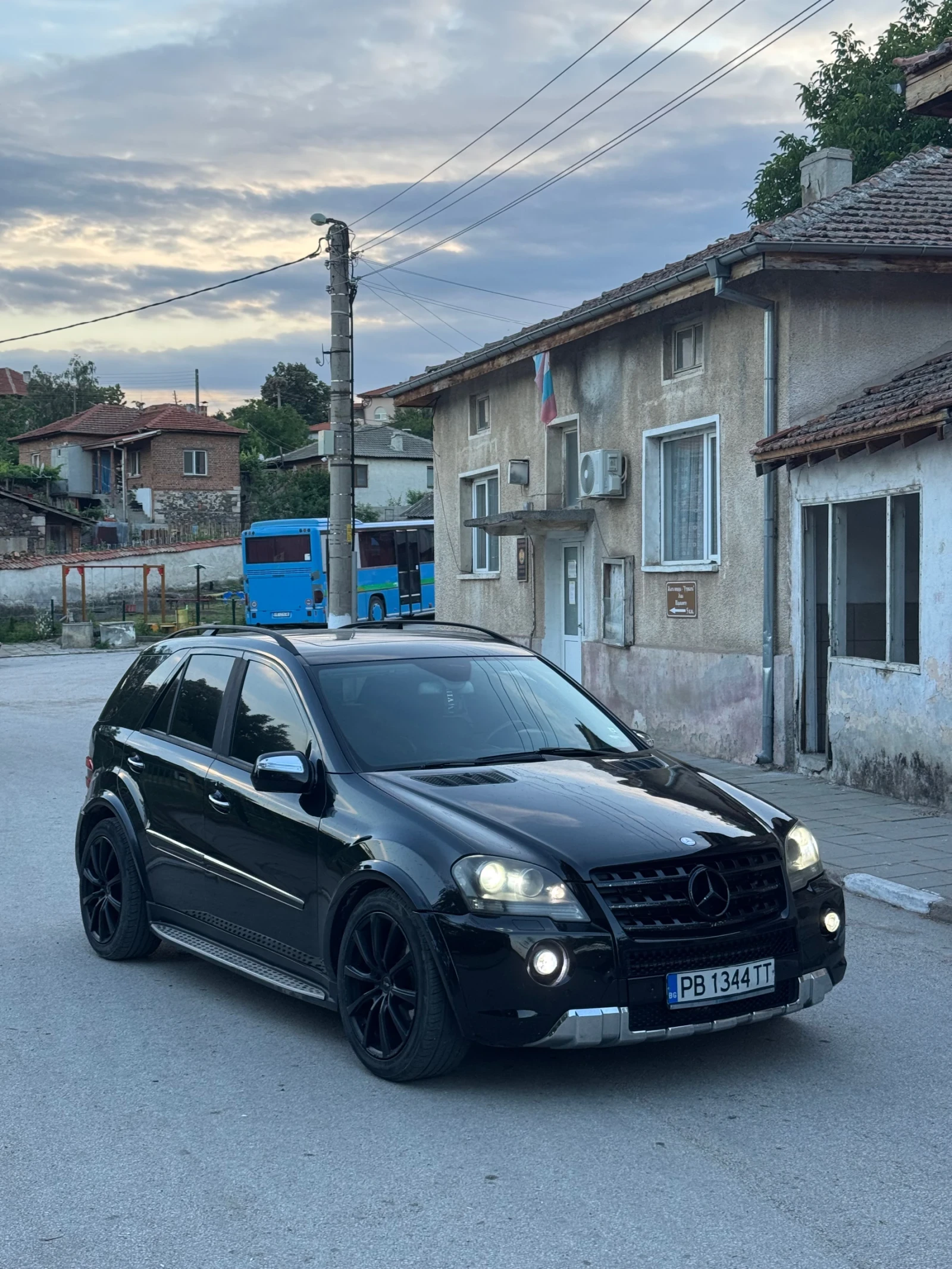 Mercedes-Benz ML 320 ML 320 AMG, снимка 2 - Автомобили и джипове - 55002973