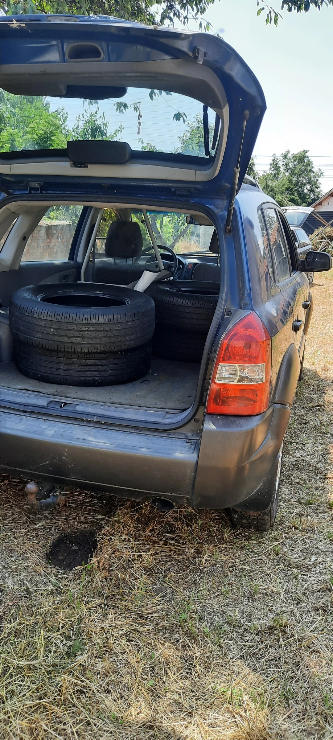 Hyundai Tucson, снимка 3 - Автомобили и джипове - 55117336