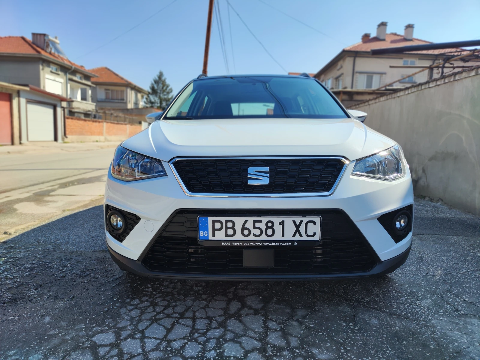 Seat Arona 1.6 DSG SUV, снимка 3 - Автомобили и джипове - 55403197