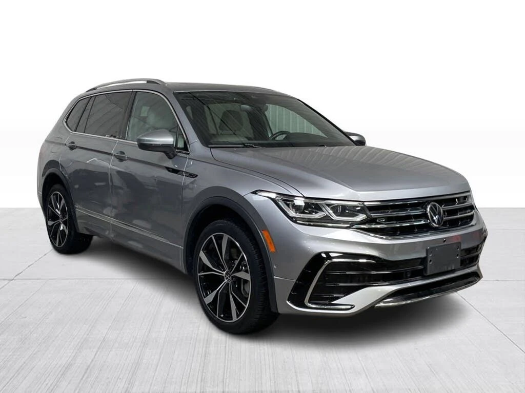 VW Tiguan Highline* R-Line* 4Motion* ДИСТРОНИК* ПАНОРАМА* 