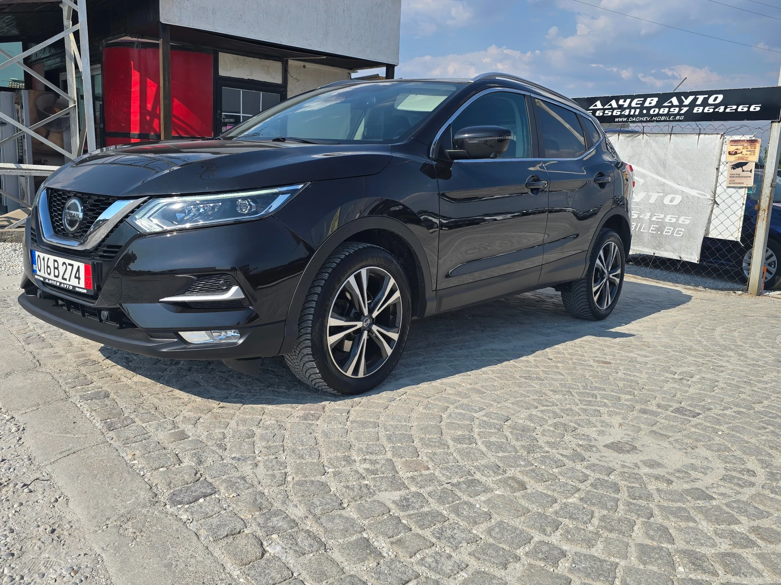 Nissan Qashqai 36 хлд.км.ЕДИН СОБСТЕВЕНИК СЕРВИЗНА ИСТОРИЯ И ДОКУ