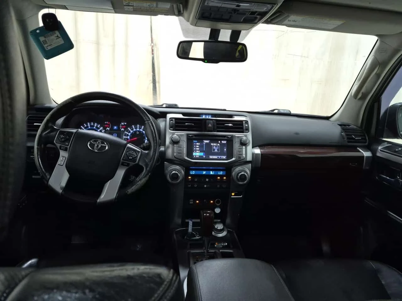 Toyota 4runner * LIMITED * 4WD * CARFAX * , снимка 9 - Автомобили и джипове - 55645572