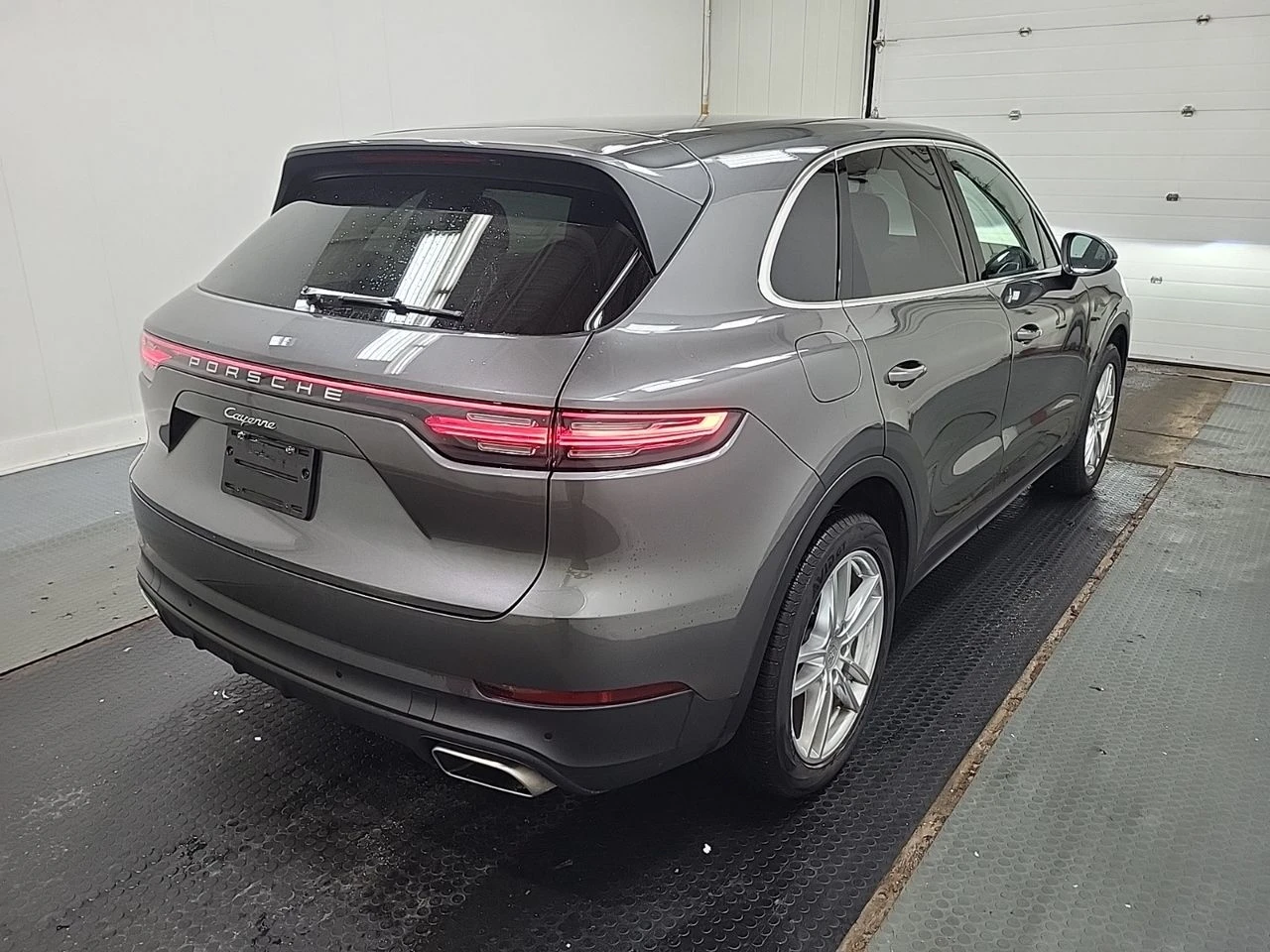 Porsche Cayenne AWD, снимка 3 - Автомобили и джипове - 55728742