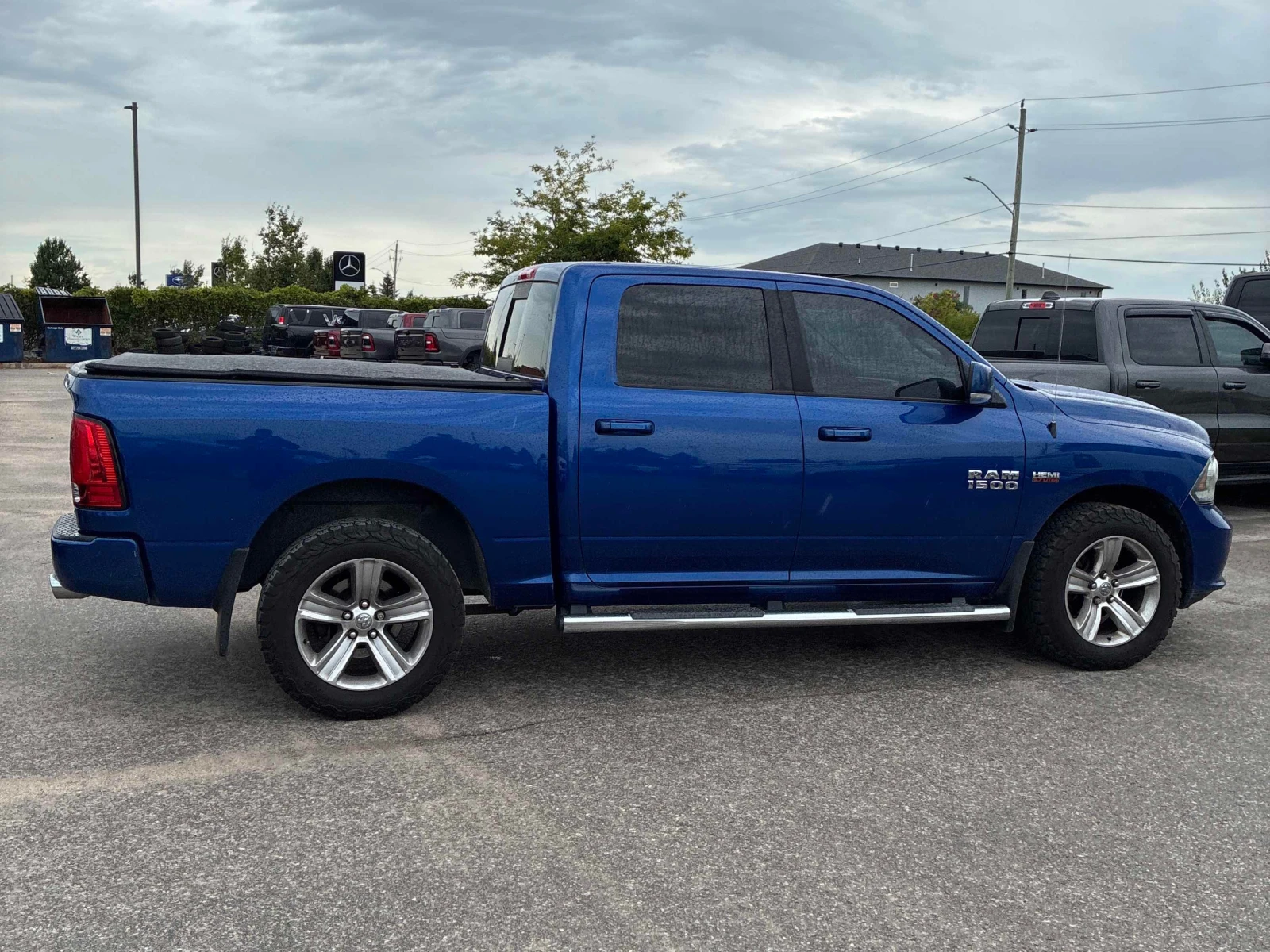 Dodge RAM 1500 * Sport * АВТОКРЕДИТ БЕЗ ПЪРВОНАЧАЛНА ВНОСКА* , снимка 3 - Автомобили и джипове - 56128126
